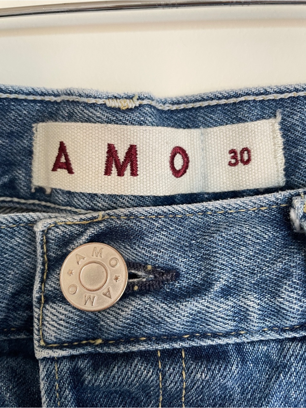 AMO Sonia cuffed button fly jeans size 30 - Picture 5 of 6